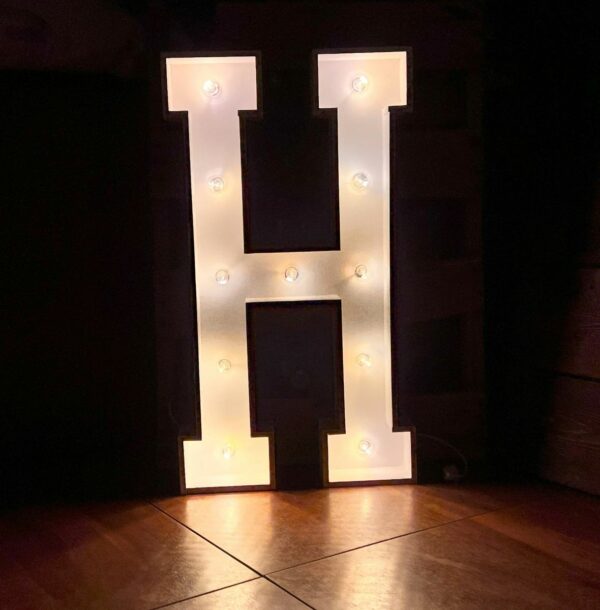 Marquee letter H