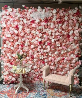 Pink20flower20wall20w20settee