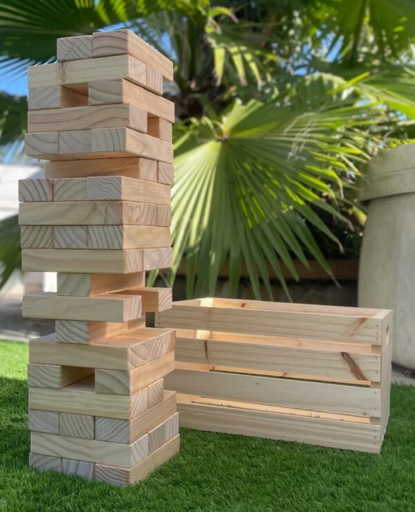 Giant jinga