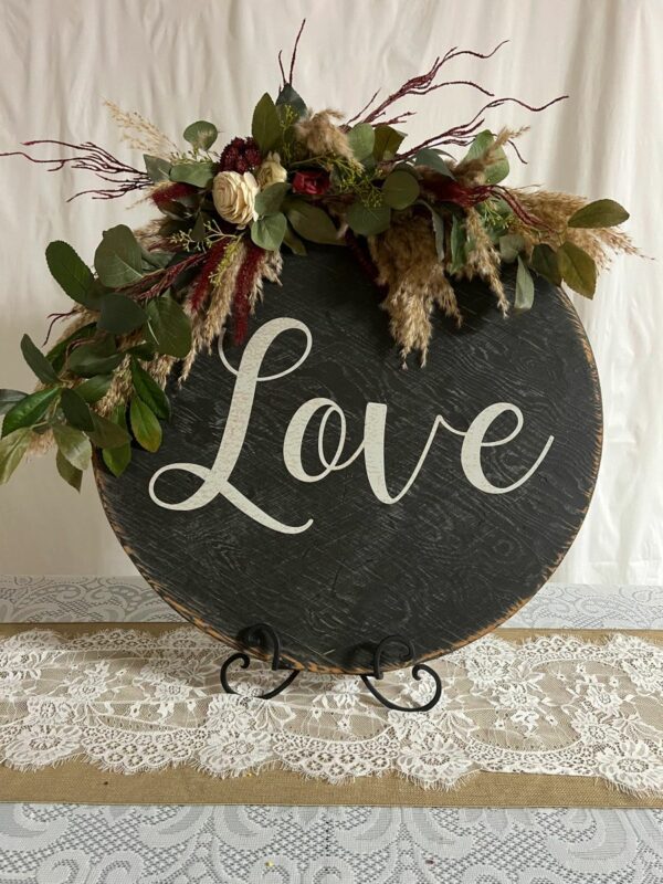 Love sign-large circle distressed